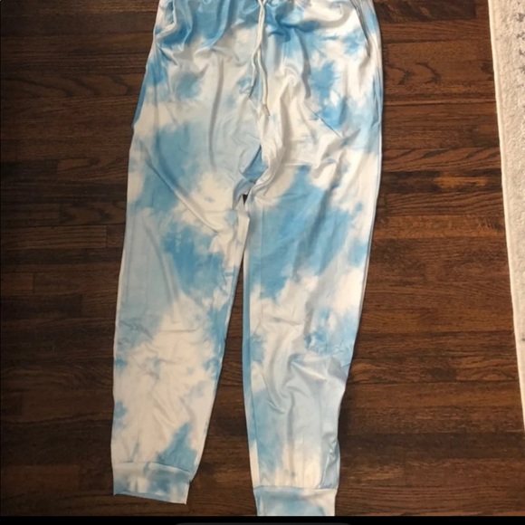 Blue tie dye outfit - Picture 8 of 8